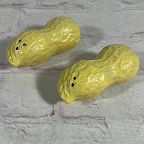 Vintage Other - Vintage Ceramic Peanut Salt and Pepper Shaker Pair